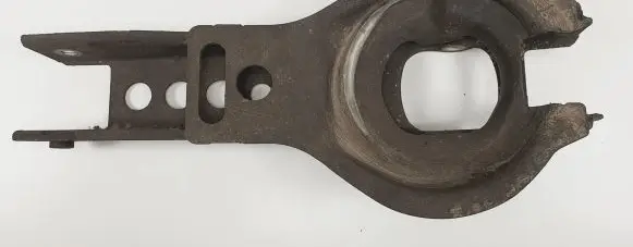 Volvo V70 Rear control arm