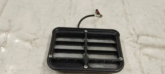 Mercedes-Benz AMG GT R190 C190 Quarter panel pressure vent 