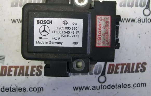 Mercedes-Benz E W210 ESP acceleration yaw rate sensor A0015404517