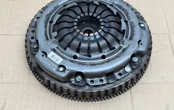 Renault Kangoo II Clutch set kit 302058324R