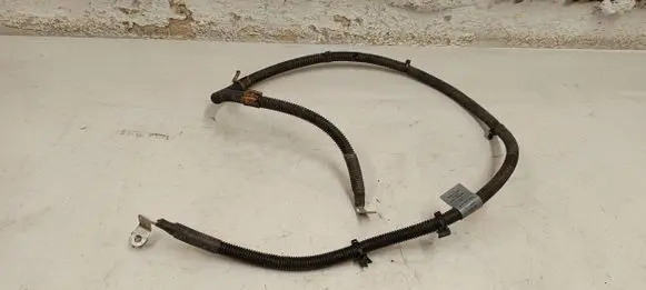 Mercedes-Benz A W176 Wires (generator/alternator) A2465400308