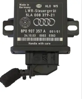 Audi A3 S3 8P Light module LCM 8P0907357A 5LA00837921