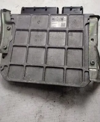 Toyota Auris 150 Engine control unit/module 8966102D71 MB1758009570