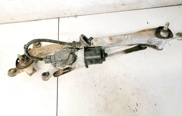 Subaru Legacy Front wiper linkage and motor