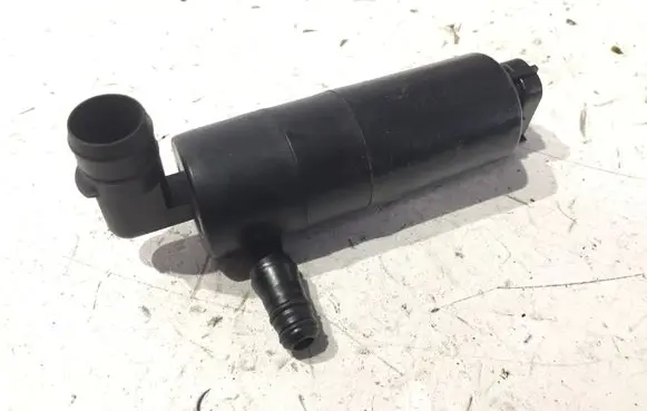 Nissan Qashqai Windscreen/windshield washer pump 5902060243P
