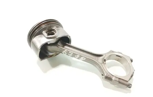 Opel Mokka X Piston with connecting rod 