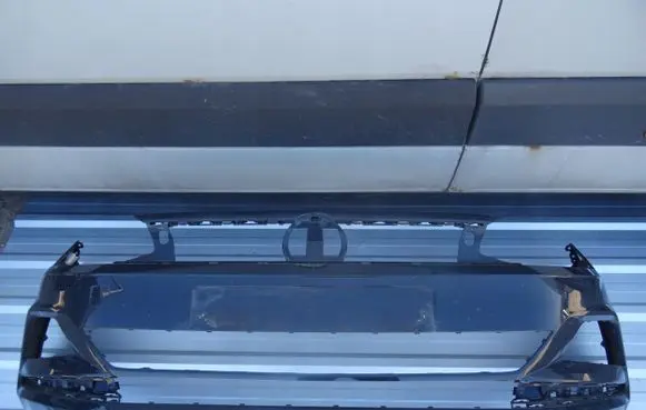 Volkswagen Polo VI Front bumper R14P3
