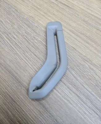 Volvo XC90 Seat belt trim 