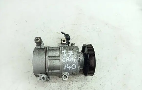 Hyundai i40 Air conditioning (A/C) compressor (pump) 1B33E-00700 5E071-0089