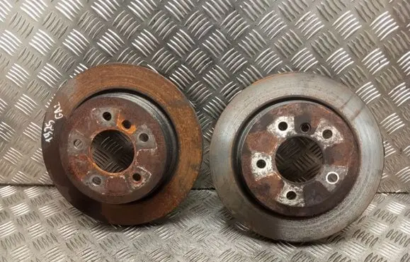 BMW 3 E90 E91 Rear brake disc