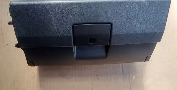 Audi A3 S3 8P Tool box 8P0881578