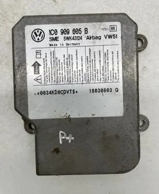 Volkswagen PASSAT B5.5 Airbag control unit/module 1C0909605B 5WK43124 18030803G