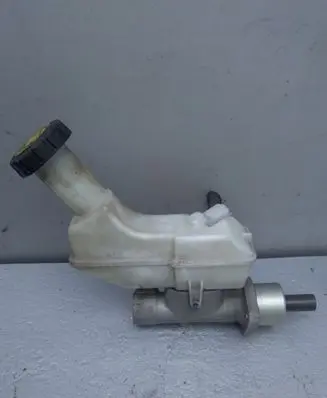 Nissan Micra Master brake cylinder 8200129956