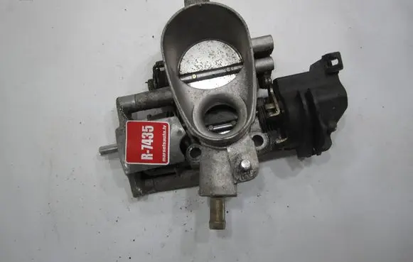 Audi A4 S4 B5 8D Throttle valve 078063Q