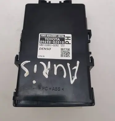 Toyota Auris 150 Current control relay 8969002010