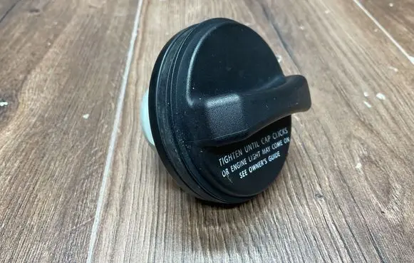 Jaguar F-Type Fuel tank cap T2H46581