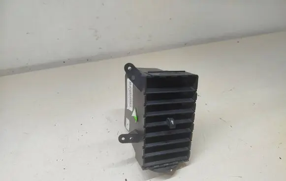 Chrysler Town u0026 Country V Dash center air vent grill 05028728AA