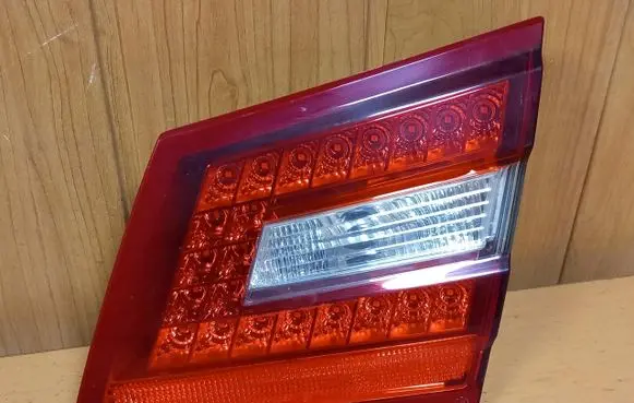Mercedes-Benz E W212 Tailgate rear/tail lights A2129060258