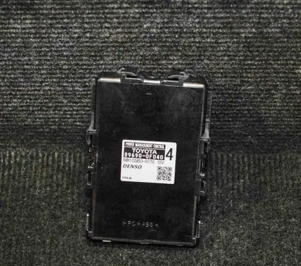 Toyota Verso-S Other devices 896900F040