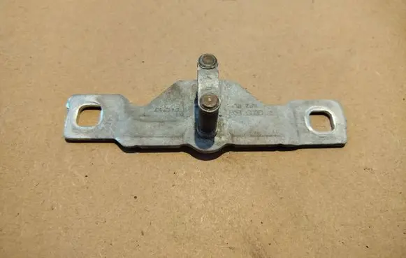 Skoda Roomster (5J) Tailgate/trunk/boot lock/latch/bracket 8P4827507