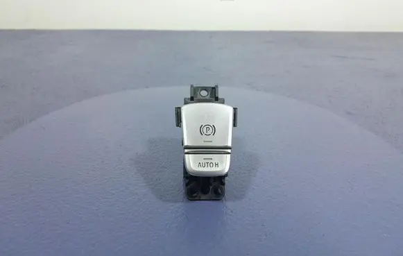 BMW 7 G11 G12 Hand parking brake switch 5A42470