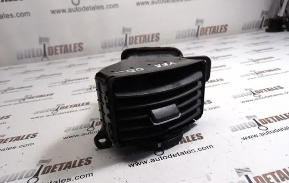 Toyota Corolla Verso AR10 Dashboard side air vent grill/cover trim 5566064010
