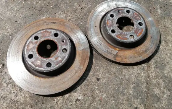 Volkswagen Golf Plus Front brake disc