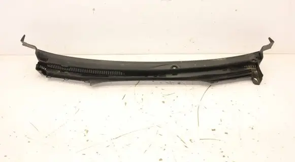 BMW XM Wiper trim 7434879MWGK100626 7434879