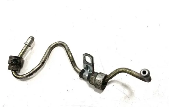 Fuel injector supply line/pipe