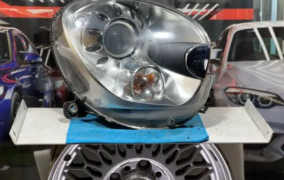 Mini Cooper Countryman R60 Headlight/headlamp 9802270