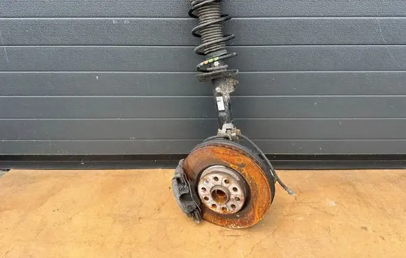 Audi Q3 8U Front shock absorber/damper 5N0413031AT