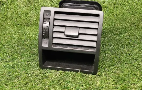 Volkswagen Transporter - Caravelle T5 Dashboard side air vent grill/cover trim 7E0819204H