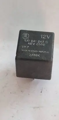 Skoda Octavia Mk2 (1Z) Other relay 1U0941243C