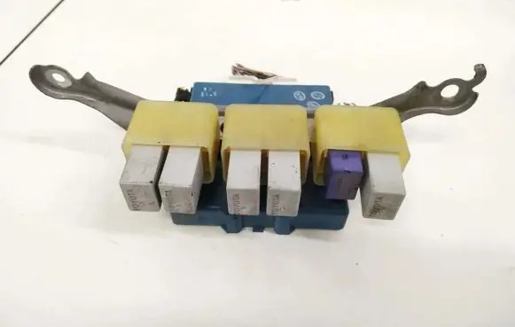 Toyota Corolla Verso AR10 Fuse box set 9008087019 90080-87019