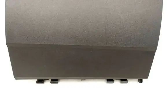 Glove box