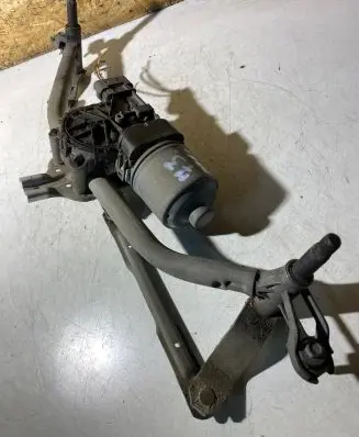Peugeot 207 Front wiper linkage and motor 0390241540