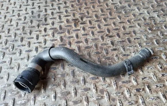 Volkswagen Tiguan Engine coolant pipe/hose 5N0122101BB