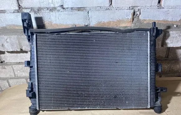 Coolant radiator