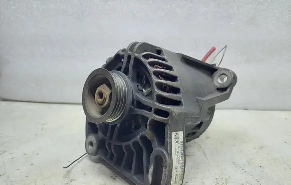 Fiat Punto (188) Generator/alternator 46800158