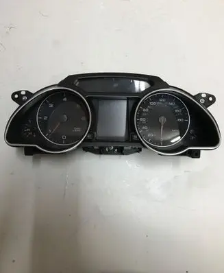 Audi A5 8T 8F Speedometer (instrument cluster) 8T0920981K