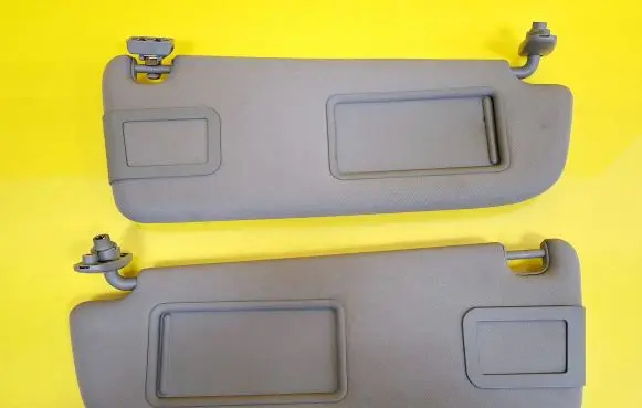 Sun visor