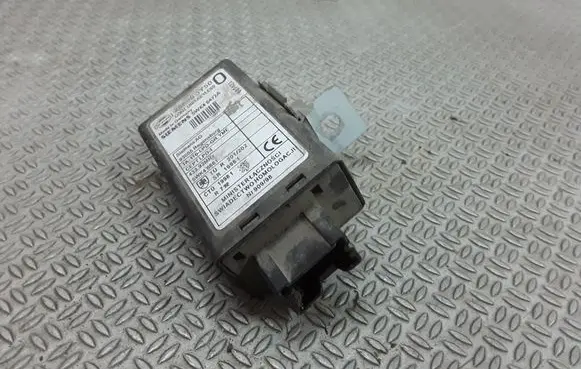 Nissan Patrol Y61 Door central lock control unit/module 285963Y50