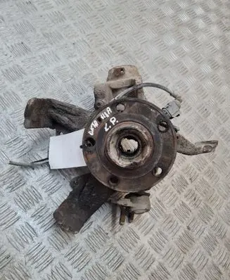 Skoda Octavia Mk2 (1Z) Front wheel hub 
