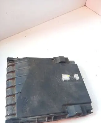 Volkswagen PASSAT B6 Fuse box cover 1K0937132F