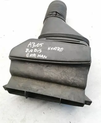 Audi A3 S3 A3 Sportback 8P Air intake hose/pipe 1K0129618AQ