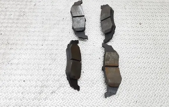 Chrysler Sebring (ST-22 - JR) Brake pads (rear) 