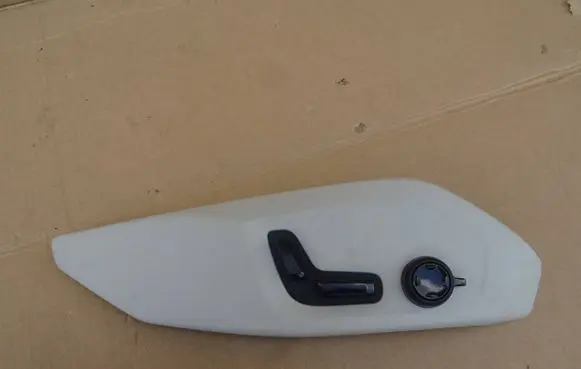 Volvo XC60 Front door seat control surround trim 39831637 31419580