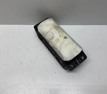 Passenger airbag