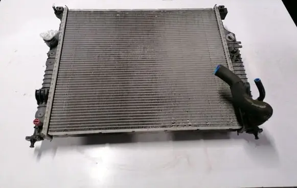 Mercedes-Benz GL X164 Coolant radiator A1645001303 1645001303 A1645002404