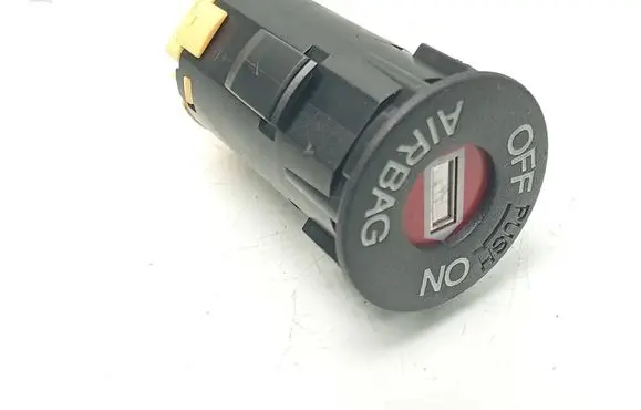 Passenger airbag on/off switch